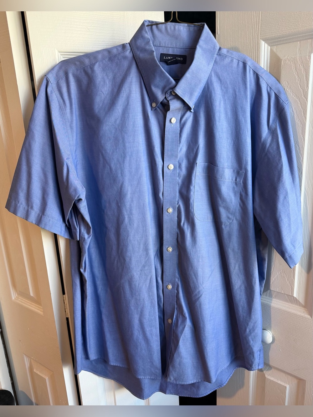Lands' End Men's Short-Sleeve Button-Down Shirt in Light Blue